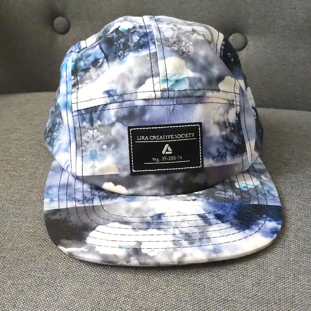 Lira Men's Blue Floral Hat / Cap